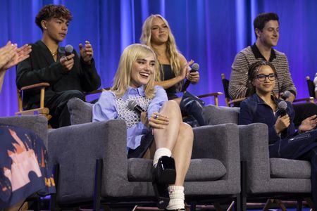 MALACHI BARTON, MEG DONNELLY, FREYA SKYE, JANICE LEANN BROWN, DAVID HENRIE