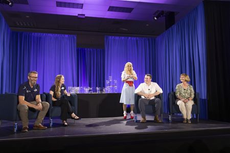 DR. ZAK GEZON, MORGAN BELLE, DIANA TERRANOVA, MICHAEL CARR, LYNN FAUST